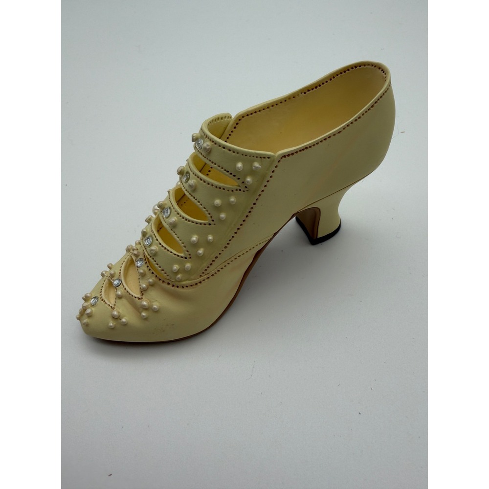 Just The Right Shoe Edwardian Grace 25024 Raine Willitts Designs 1999 Miniature
